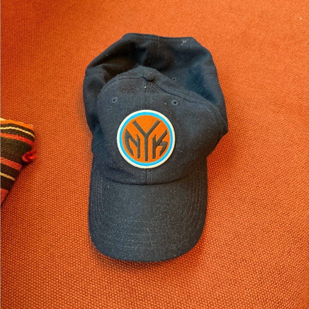 NY KNICKS flannel/ wool baseball hat. One size - Picture 3 of 4